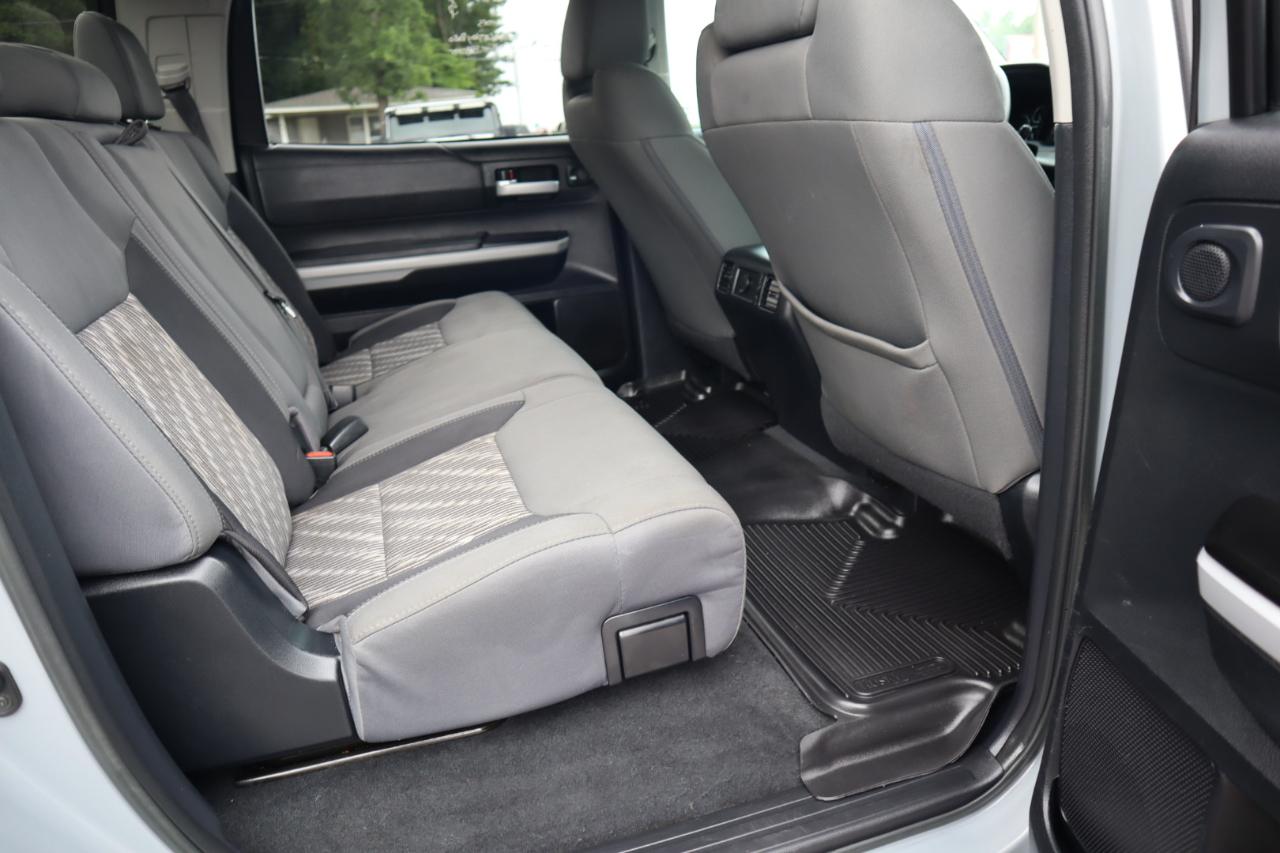 Toyota Tundra 4WD SR5 CrewMax 5.5' Bed 5.7L FFV (Natl) 2019