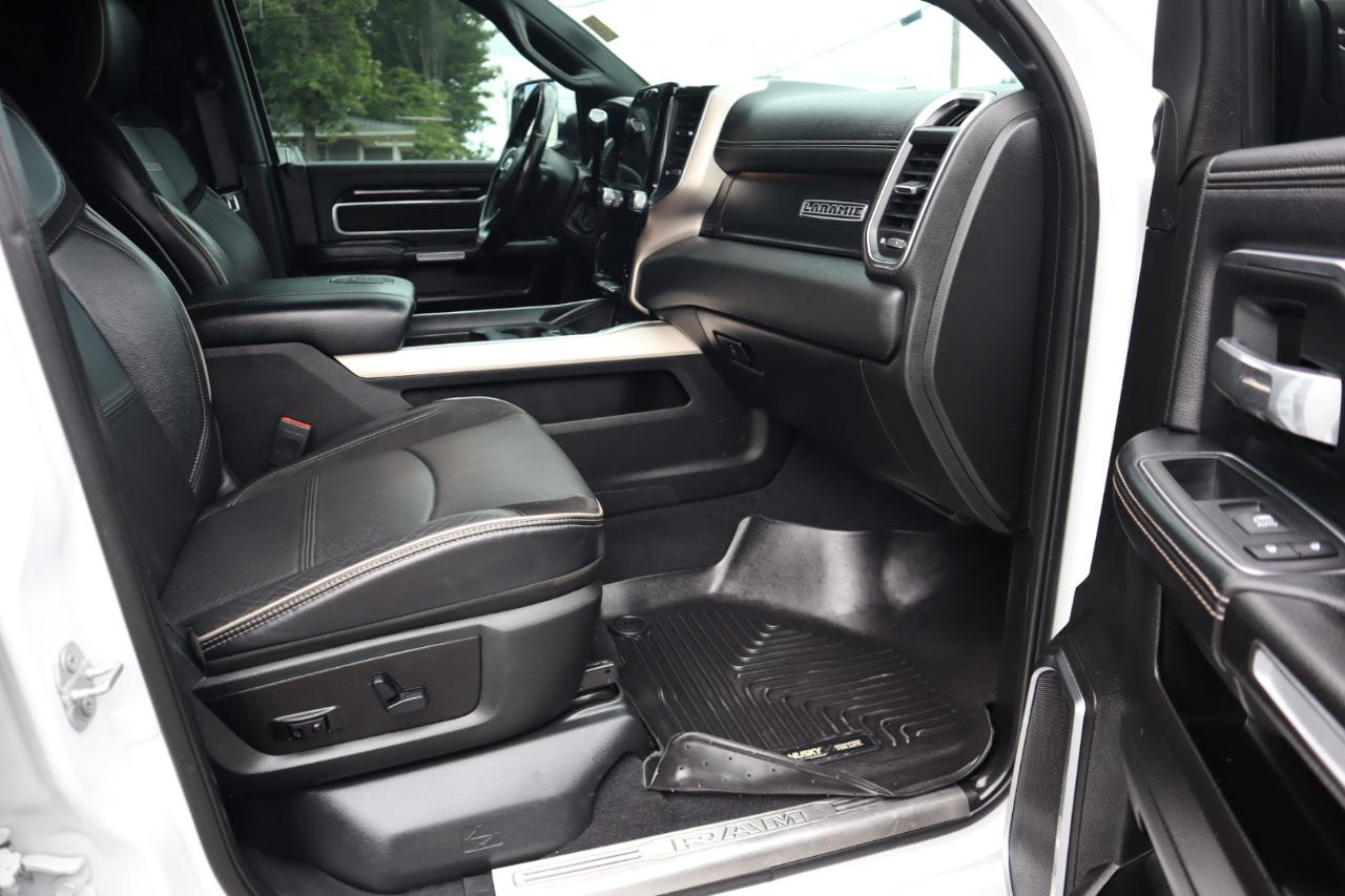 RAM 2500 Laramie 4x4 Crew Cab 6'4" Box 2019