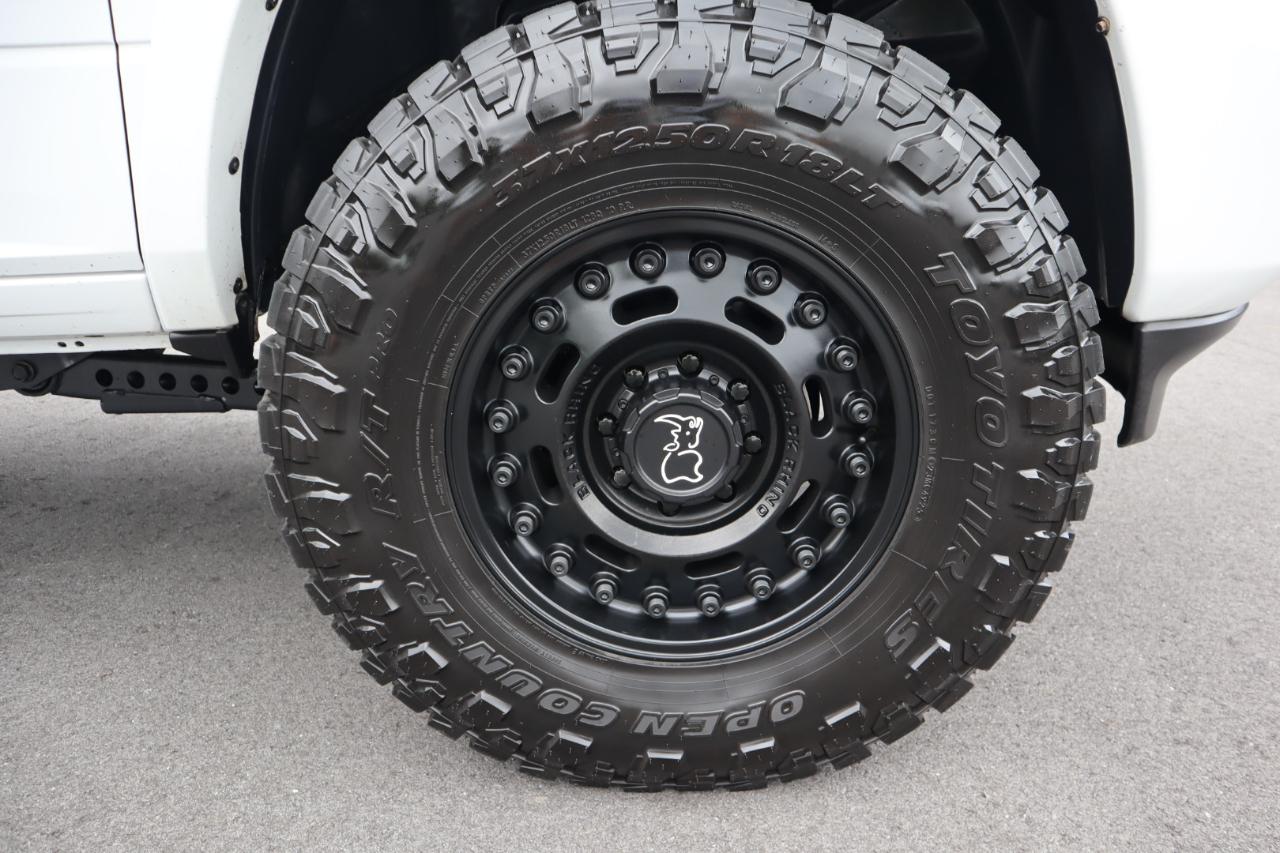 RAM 2500 Laramie 4x4 Crew Cab 6'4" Box 2019