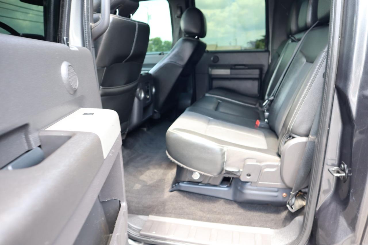 Ford Super Duty F-250 SRW 4WD Crew Cab 156" Lariat 2016