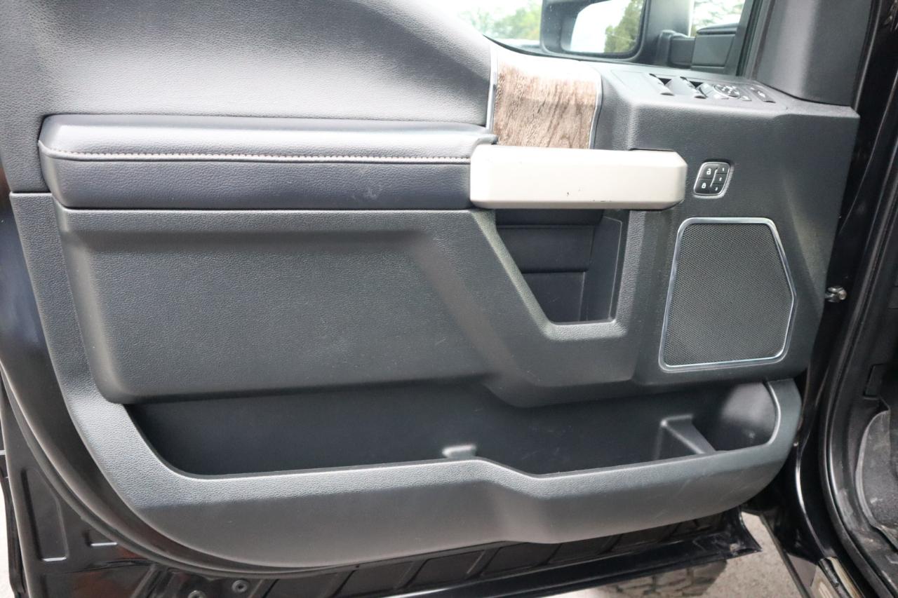 Ford Super Duty F-250 SRW Lariat 4WD Crew Cab 6.75' Box 2019