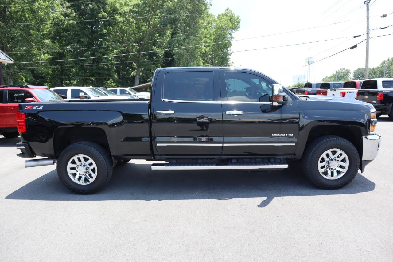 Chevrolet Silverado 2500HD 4WD Crew Cab 153.7" LTZ 2019