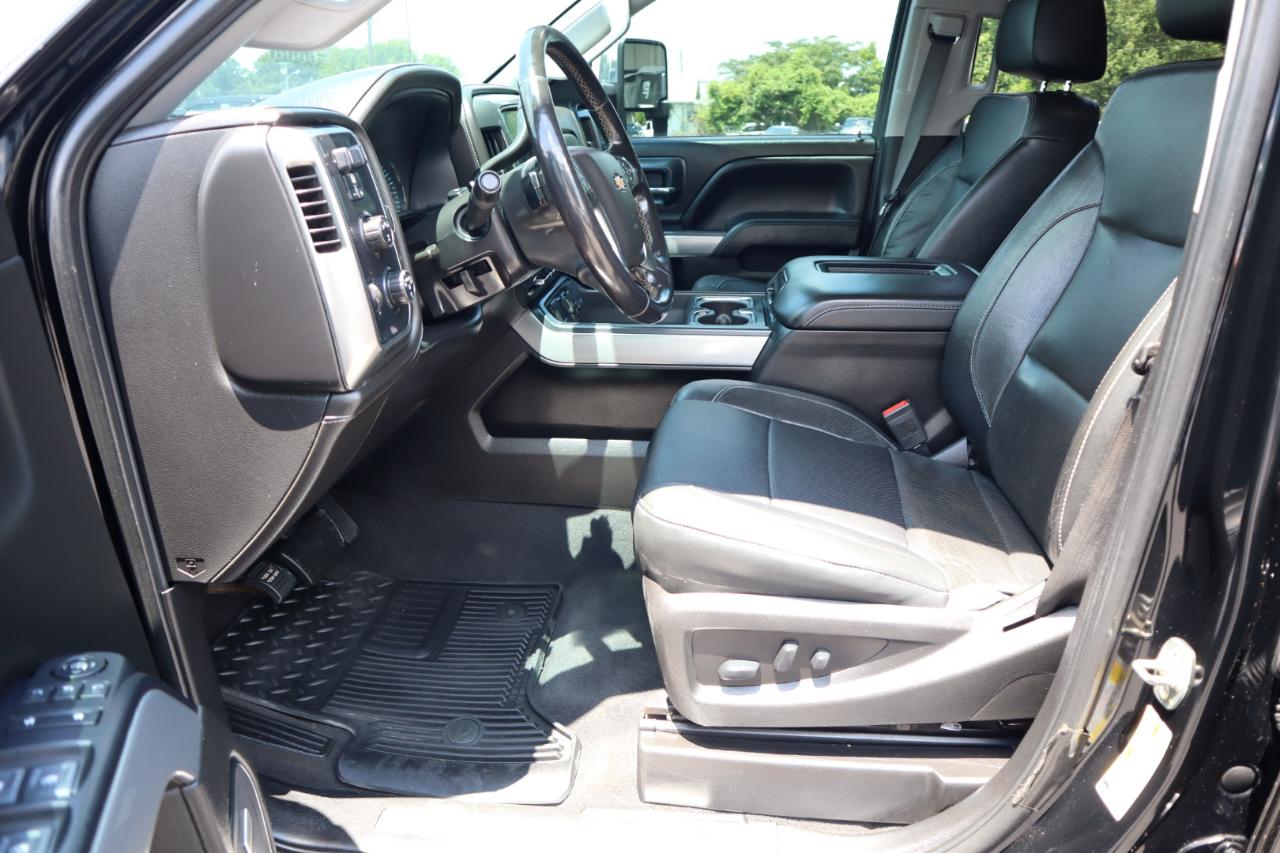 Chevrolet Silverado 2500HD 4WD Crew Cab 153.7" LTZ 2019