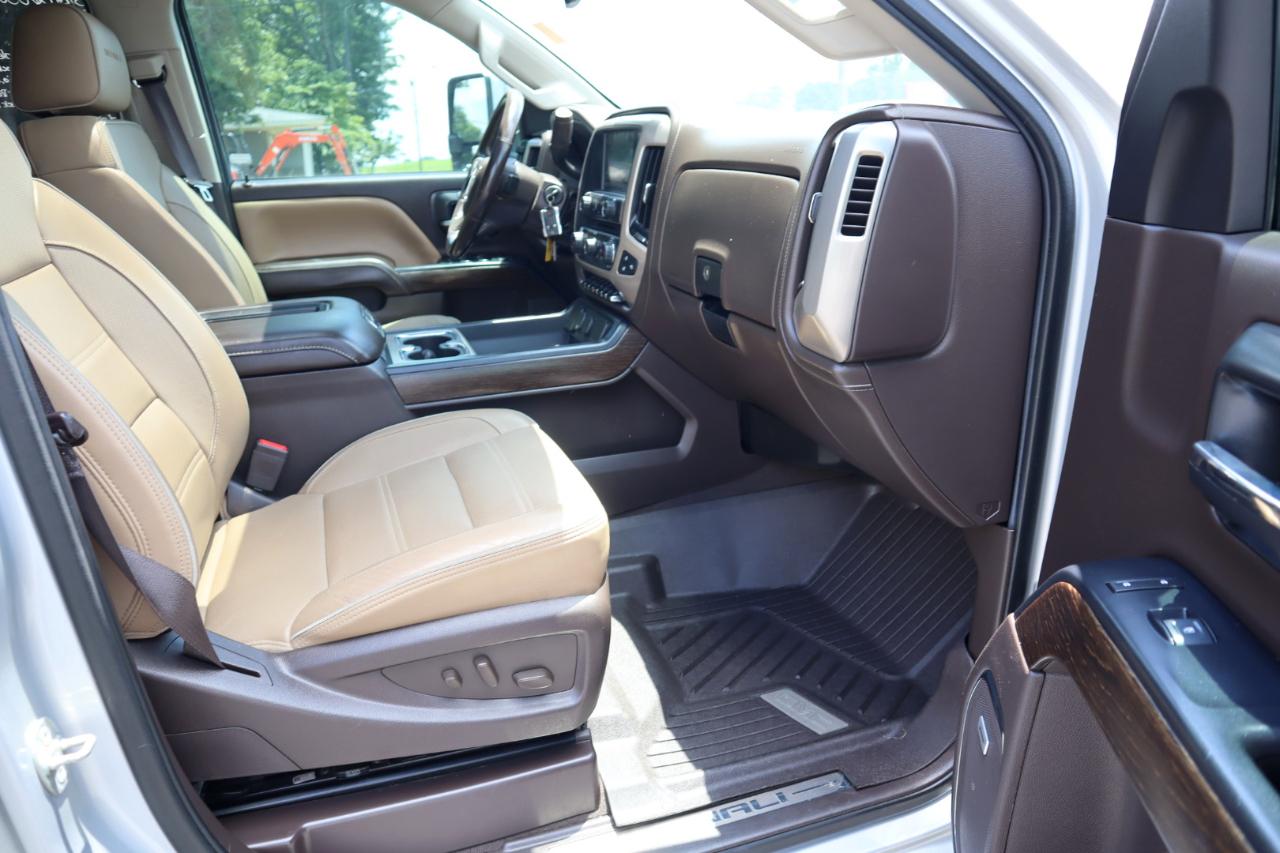 GMC Sierra 2500HD 4WD Crew Cab 153.7" Denali 2019