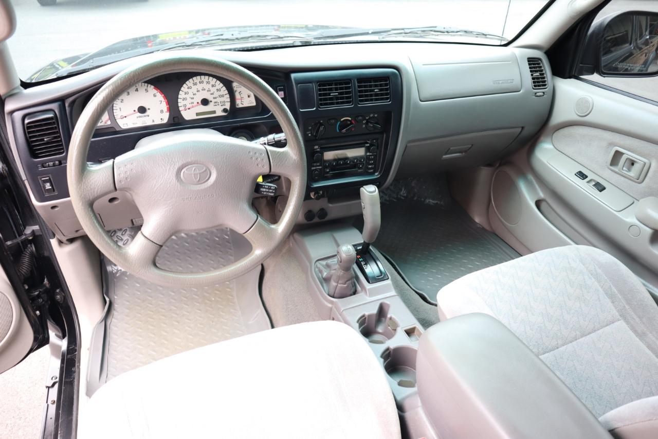Toyota Tacoma DoubleCab V6 Auto 4WD (Natl) 2002