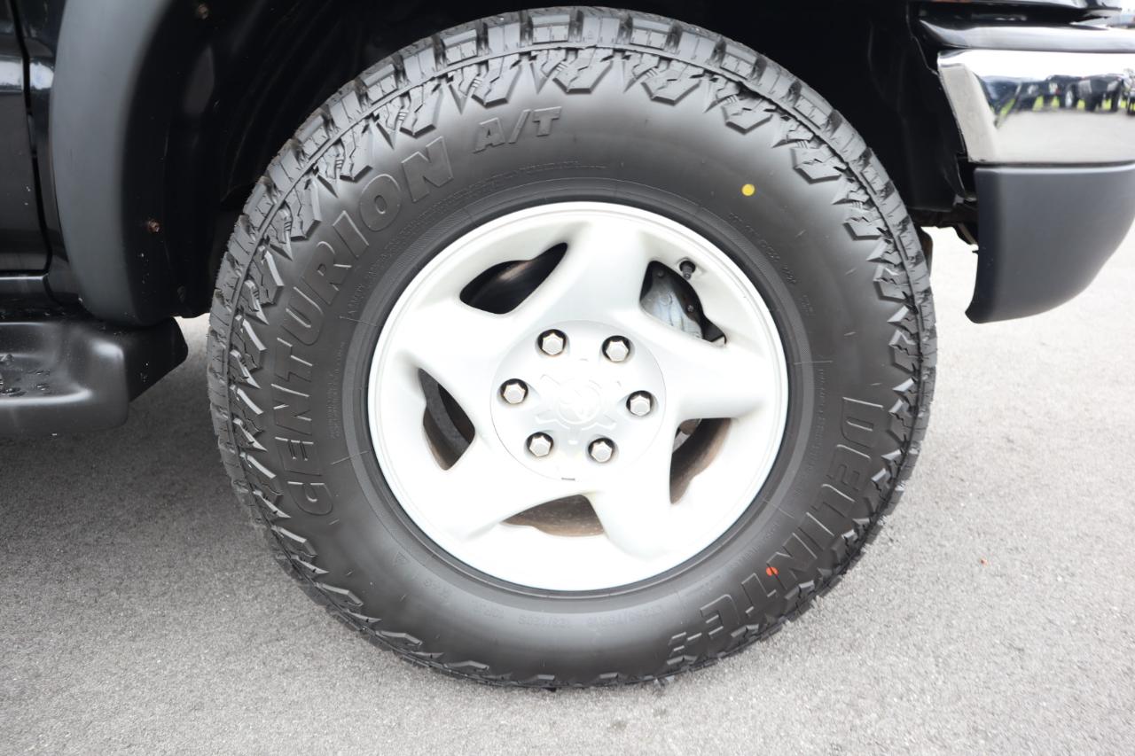 Toyota Tacoma DoubleCab V6 Auto 4WD (Natl) 2002
