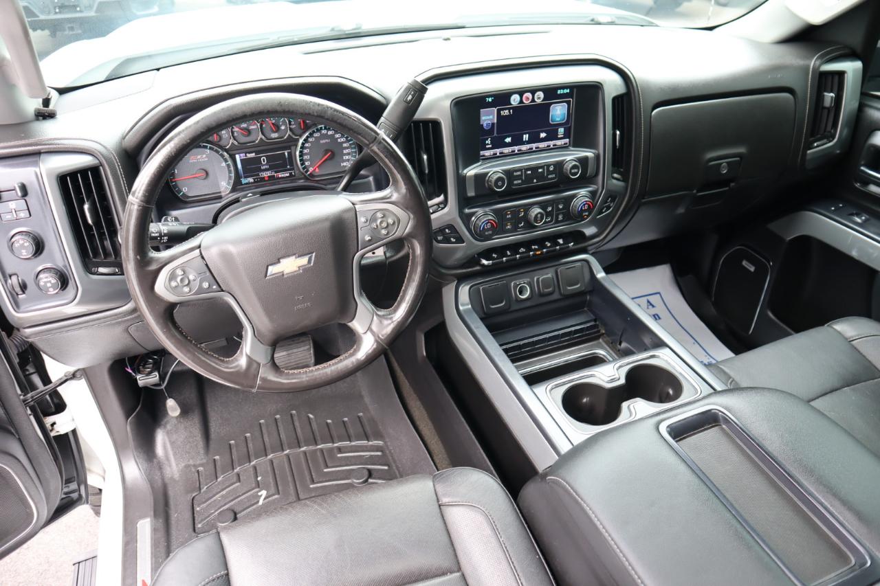 Chevrolet Silverado 2500HD Built After Aug 14 4WD Crew Cab 153.7" LTZ 2015