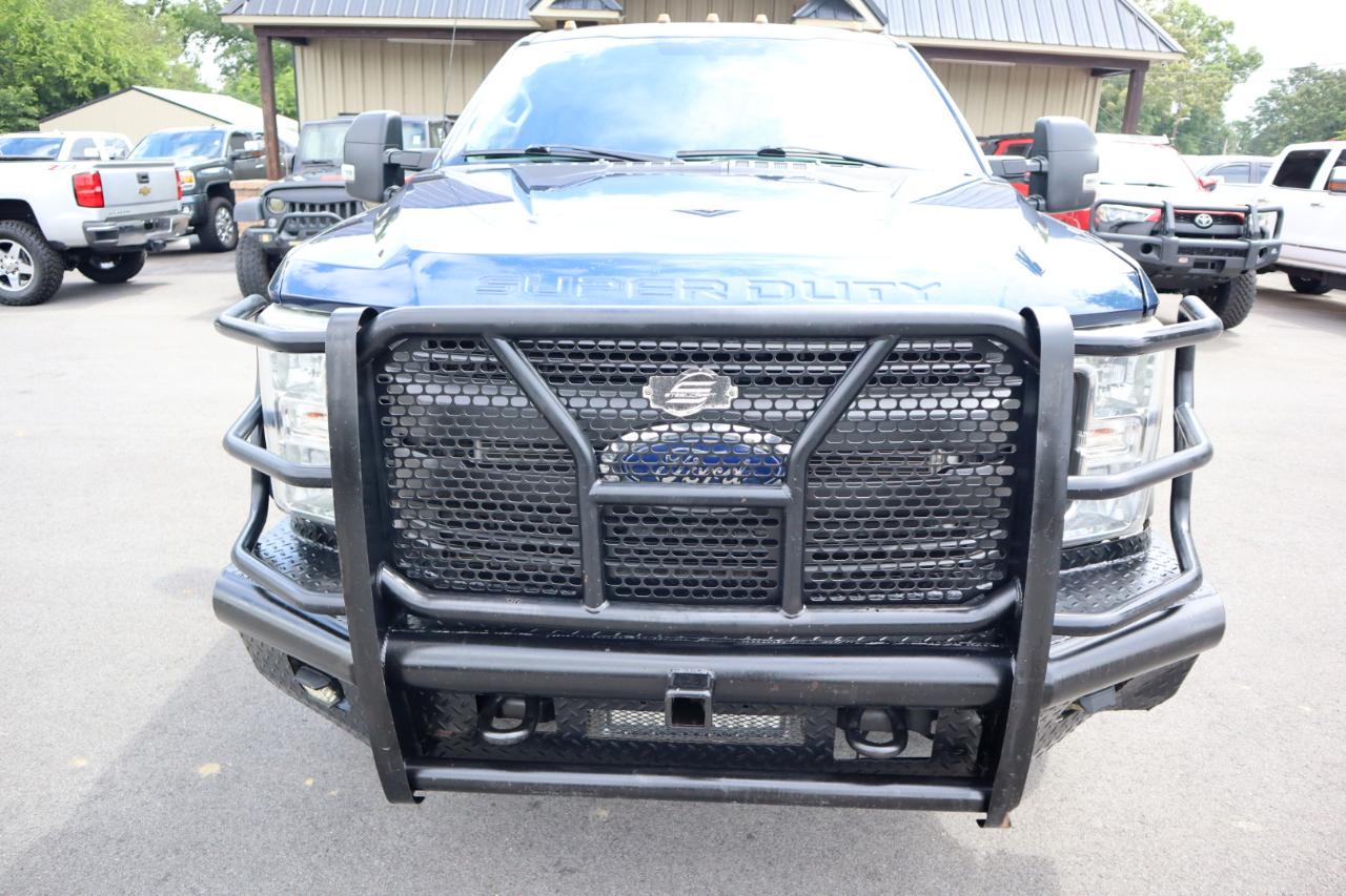 Ford Super Duty F-350 DRW 4WD Crew Cab 172" XL 2019