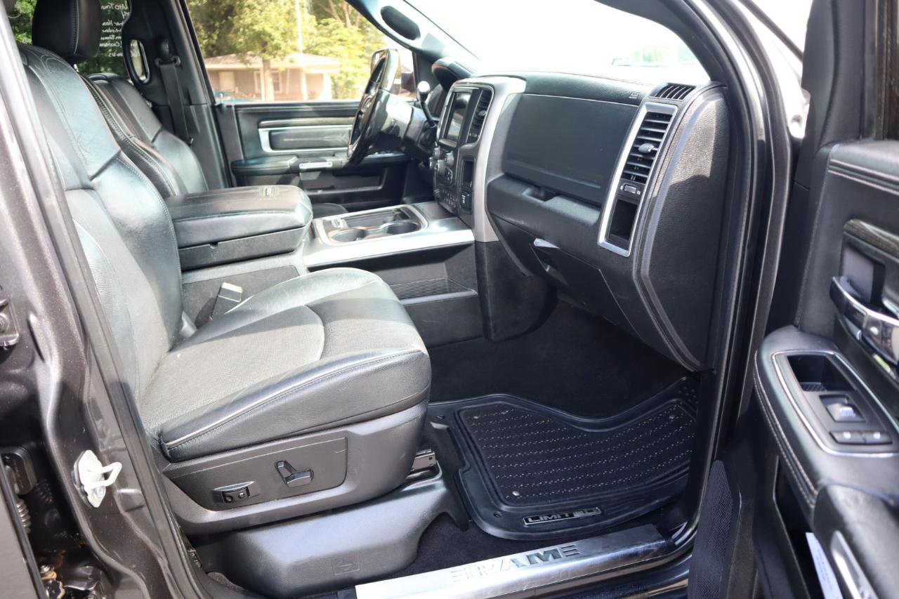 RAM 3500 Limited 4x4 Crew Cab 8' Box 2018