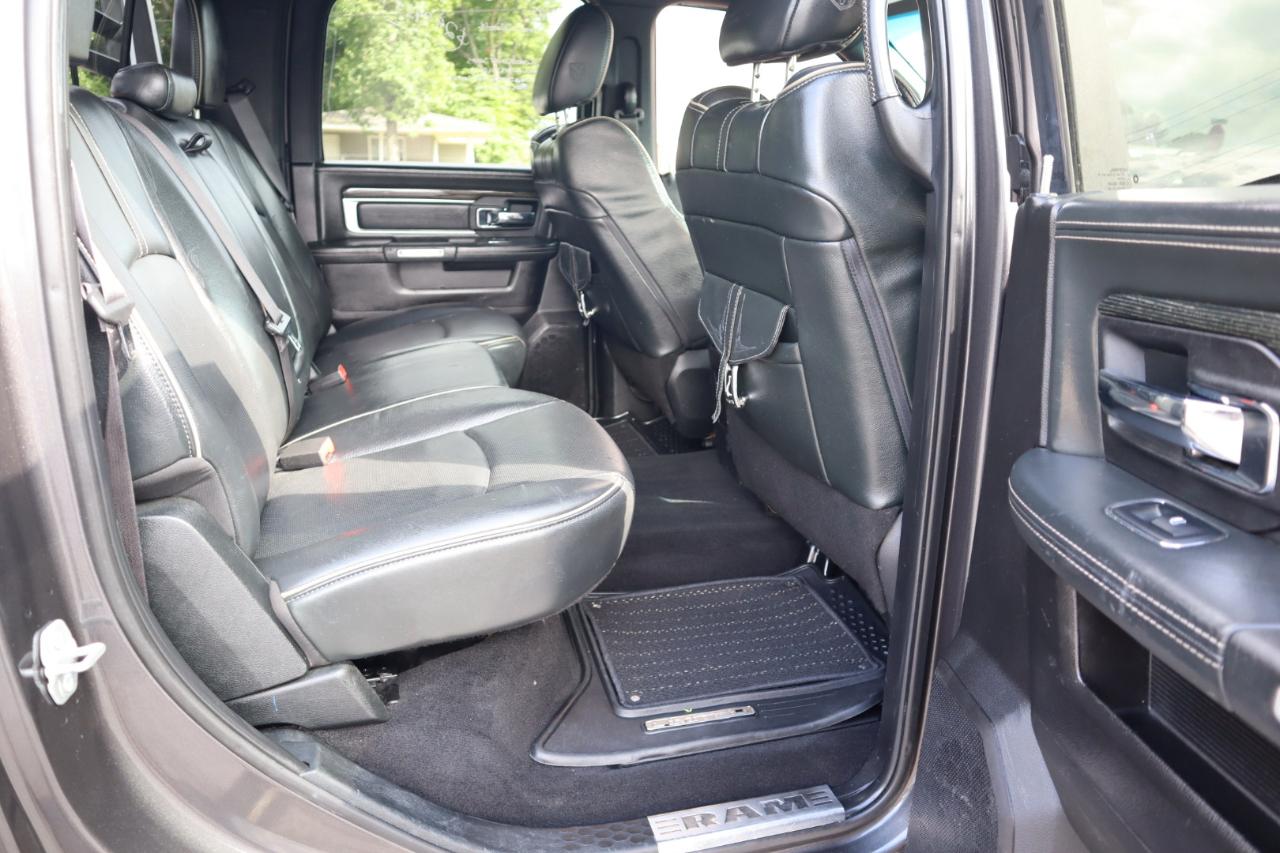 RAM 3500 Limited 4x4 Crew Cab 8' Box 2018