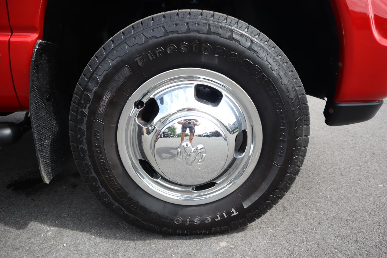 Dodge Ram 3500 4dr Quad Cab 160.5" WB DRW 4WD SLT 2004