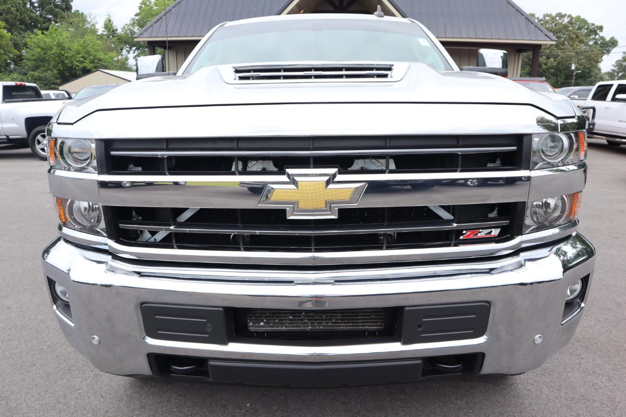 Chevrolet Silverado 2500HD 4WD Crew Cab 153.7" LTZ 2019