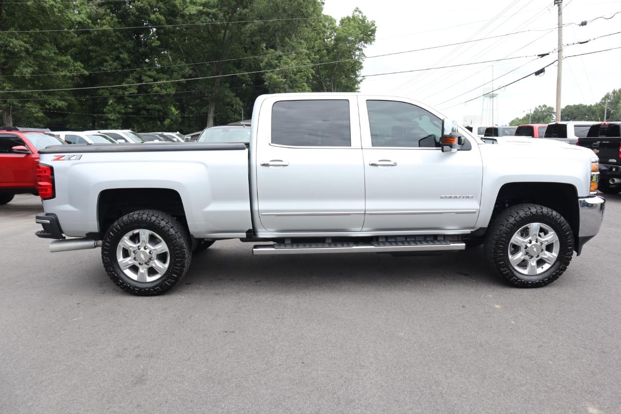 Chevrolet Silverado 2500HD 4WD Crew Cab 153.7" LTZ 2019