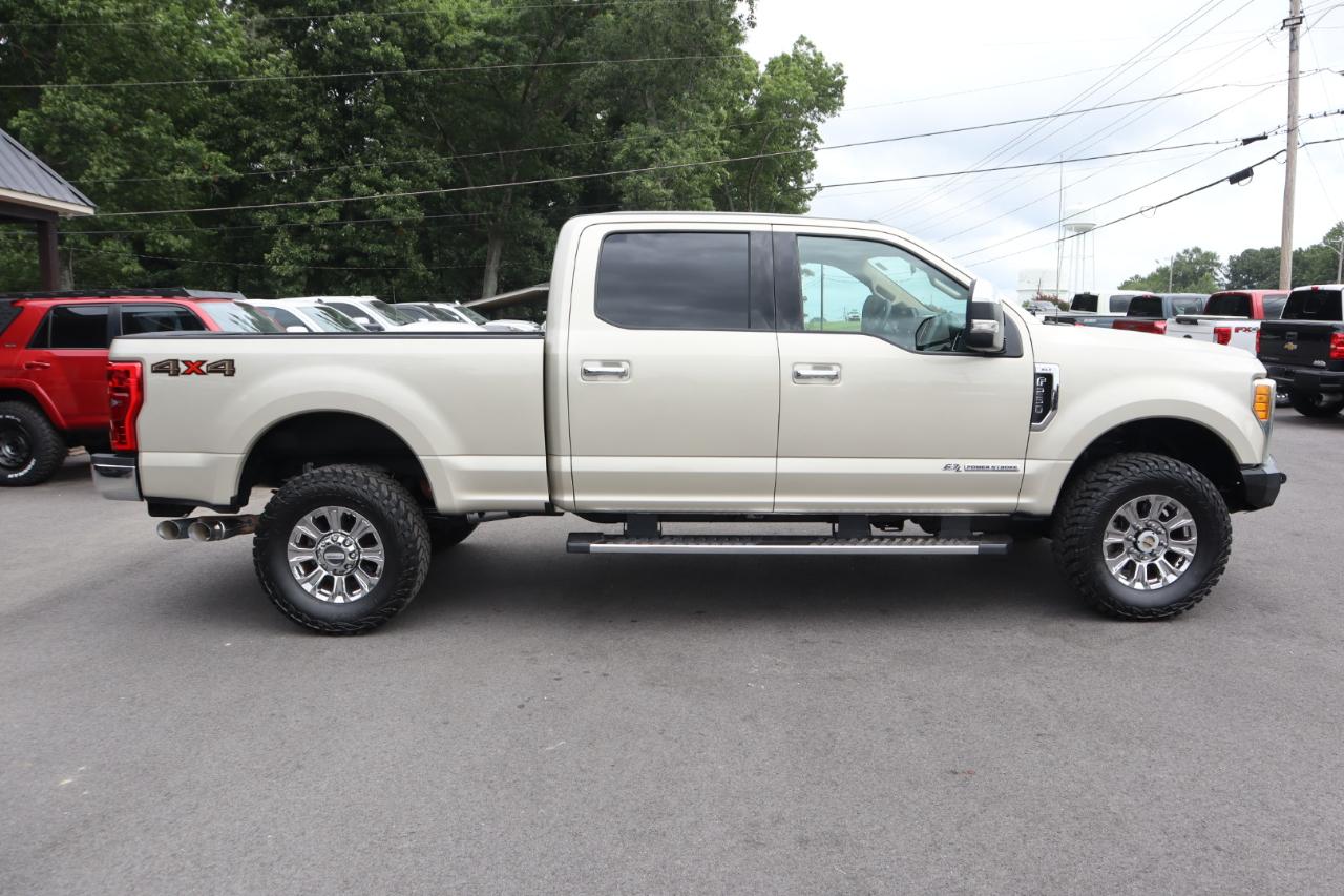Ford Super Duty F-250 SRW XLT 4WD Crew Cab 6.75' Box 2017