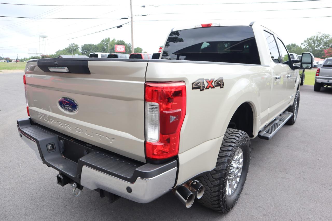 Ford Super Duty F-250 SRW XLT 4WD Crew Cab 6.75' Box 2017