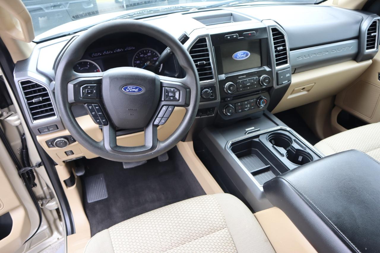 Ford Super Duty F-250 SRW XLT 4WD Crew Cab 6.75' Box 2017