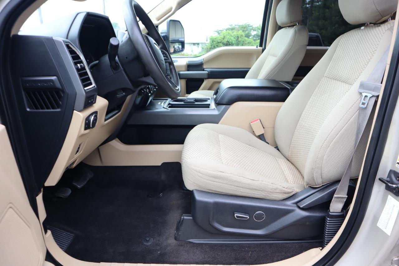 Ford Super Duty F-250 SRW XLT 4WD Crew Cab 6.75' Box 2017