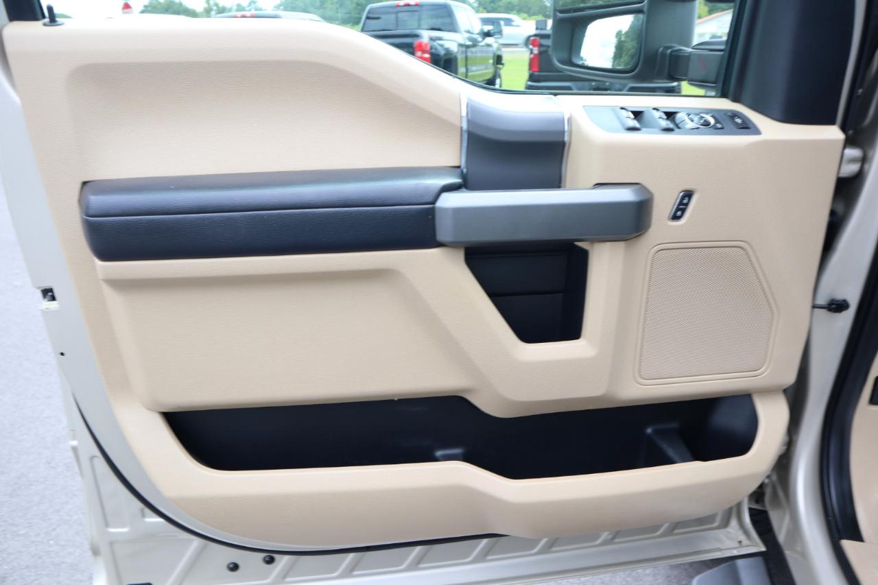 Ford Super Duty F-250 SRW XLT 4WD Crew Cab 6.75' Box 2017