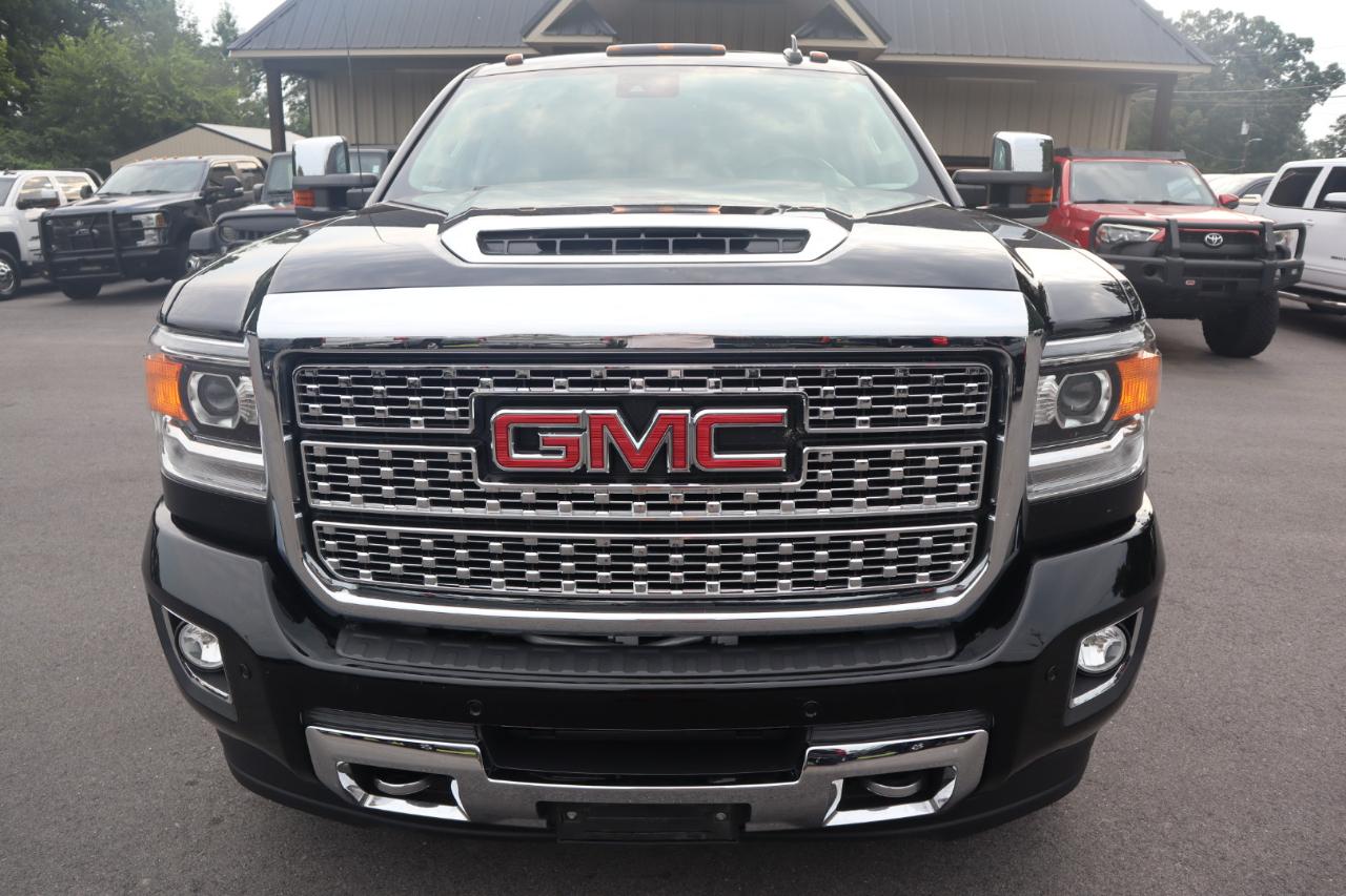 GMC Sierra 2500HD 4WD Crew Cab 153.7" Denali 2019