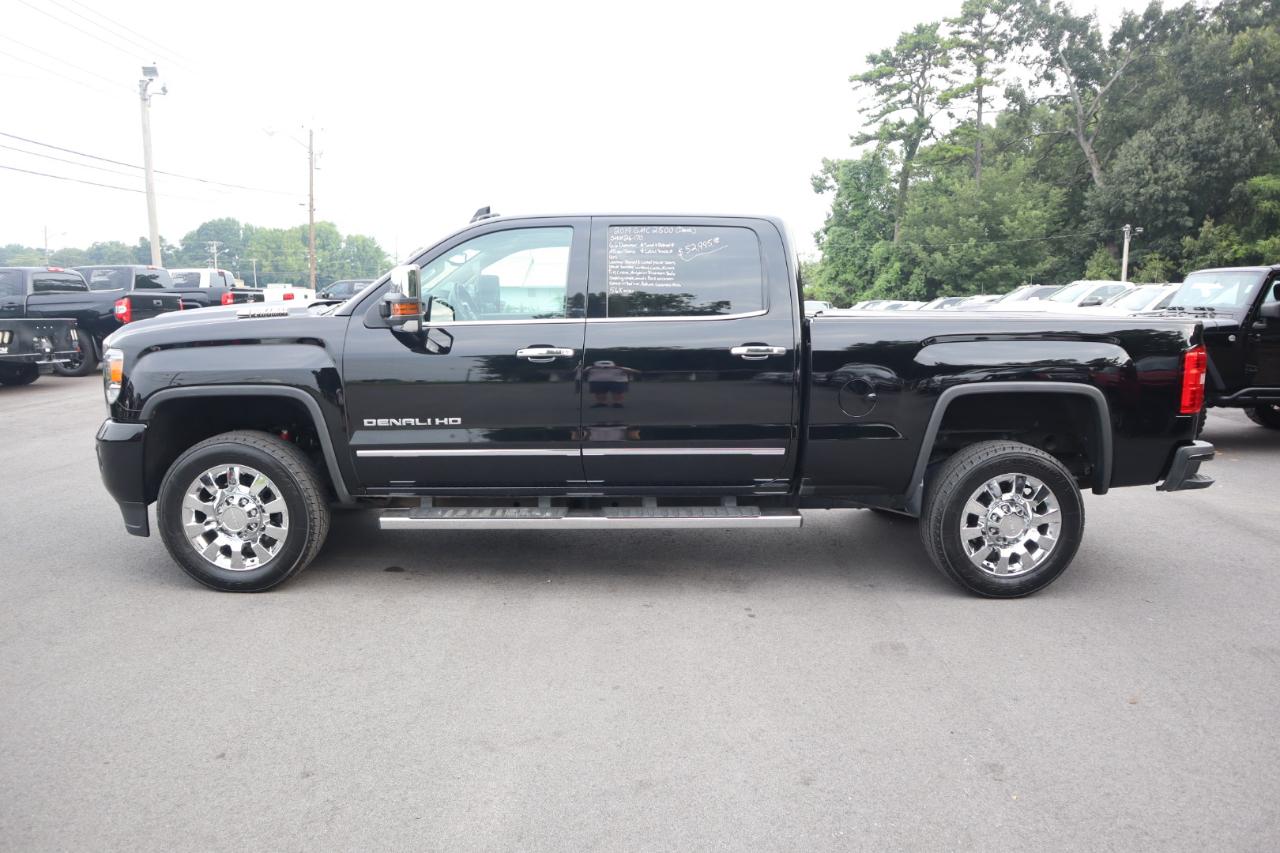 GMC Sierra 2500HD 4WD Crew Cab 153.7" Denali 2019