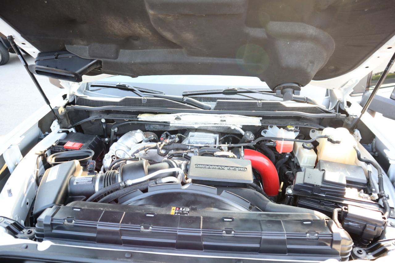 Chevrolet Silverado 3500HD 4WD Crew Cab 172" High Country 2020