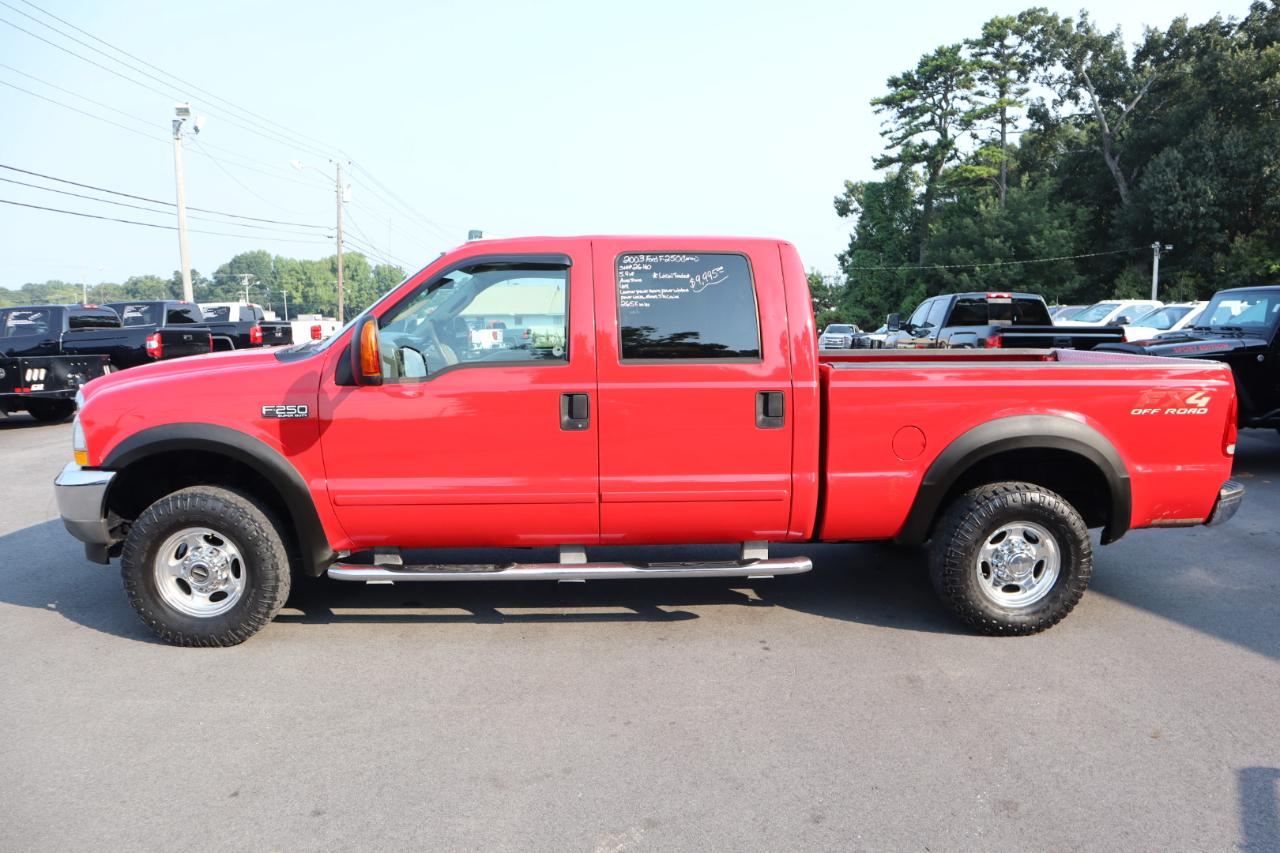 Ford Super Duty F-250 Crew Cab 156" Lariat 4WD 2003