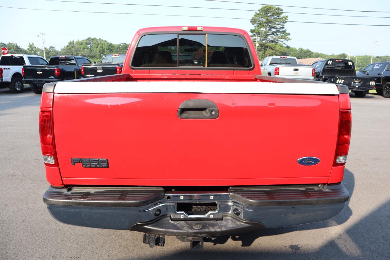 Ford Super Duty F-250 Crew Cab 156" Lariat 4WD 2003