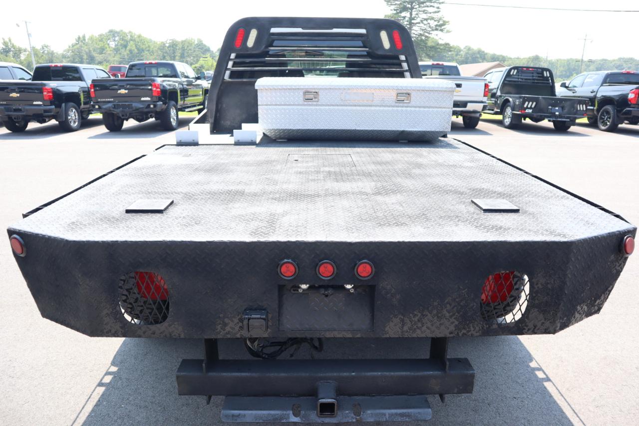 Ford Super Duty F-350 DRW 4WD Crew Cab 176" WB 60" CA XL 2015