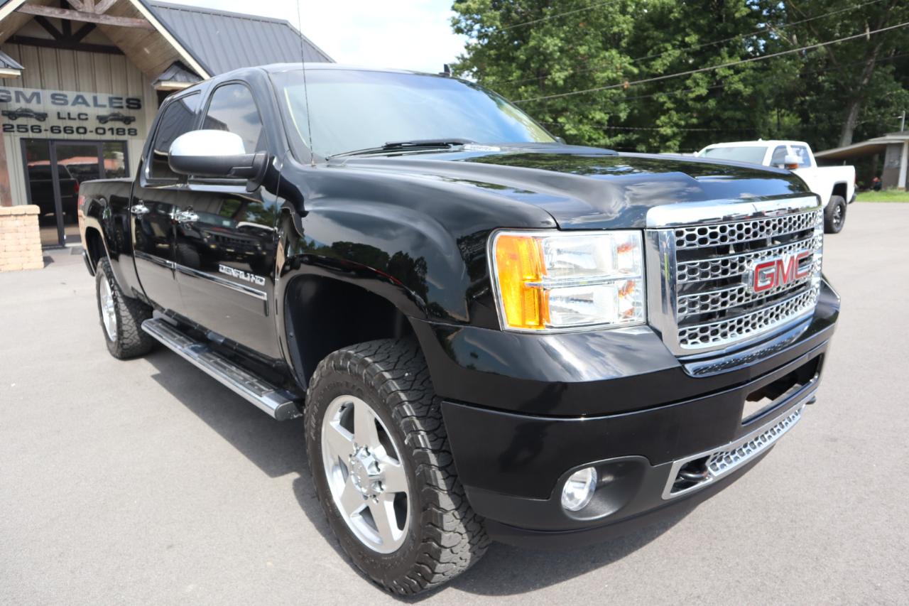 GMC Sierra 2500HD 4WD Crew Cab 153.7" Denali 2013