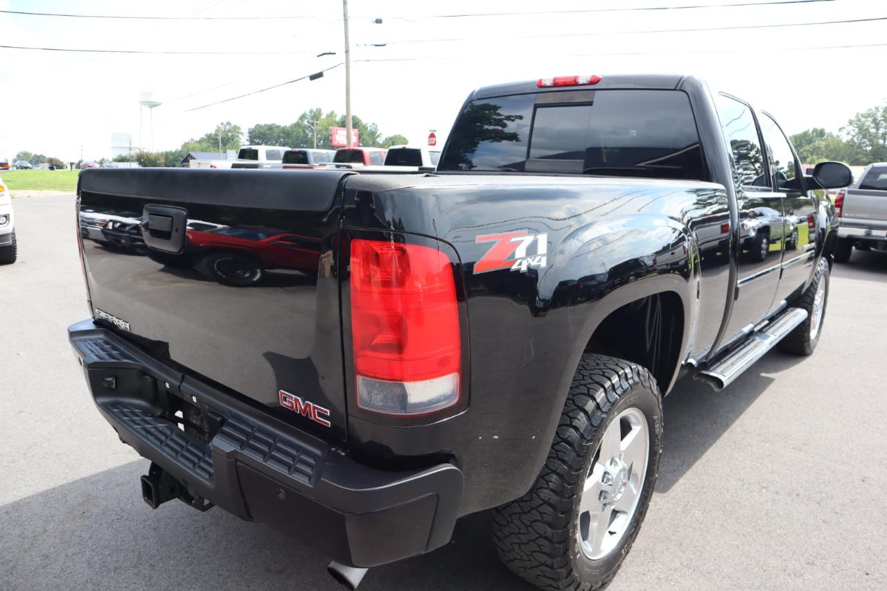 GMC Sierra 2500HD 4WD Crew Cab 153.7" Denali 2013
