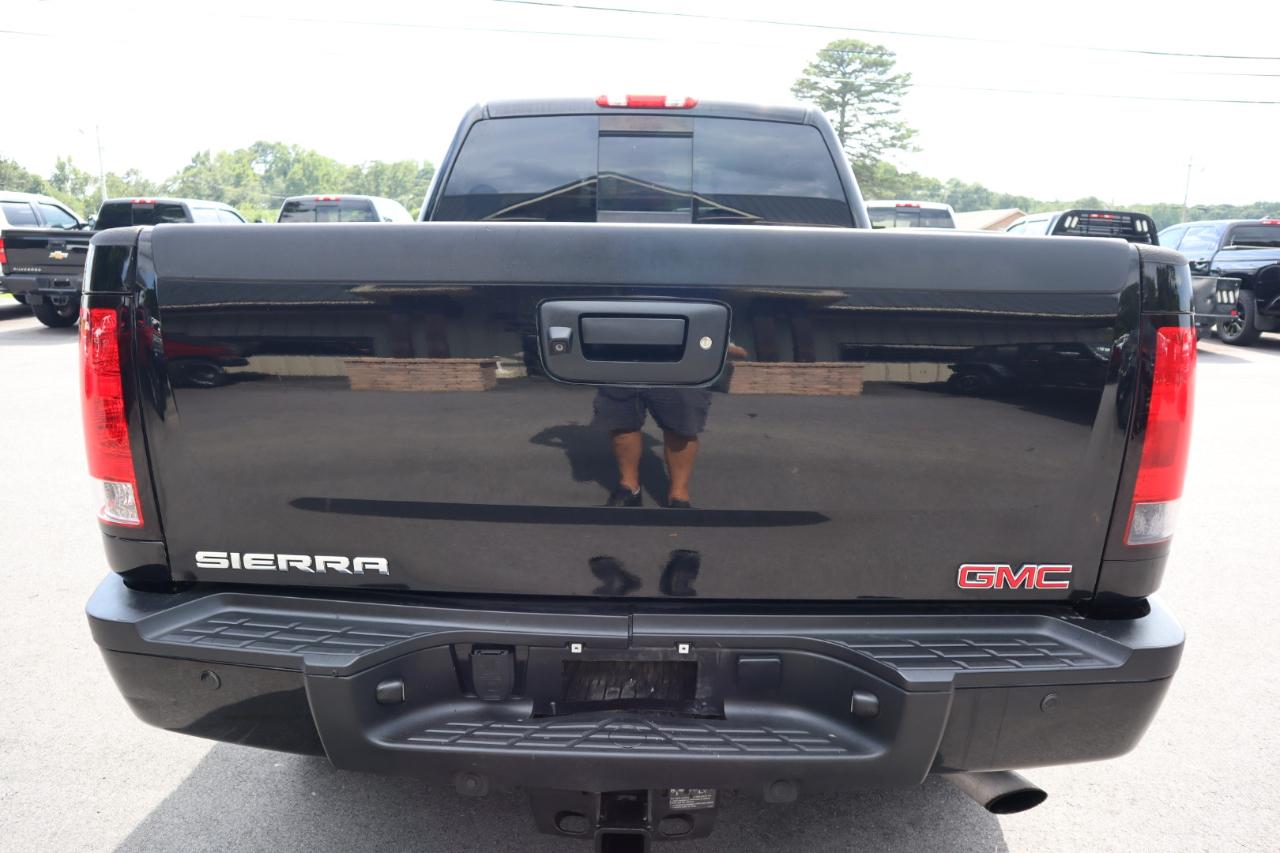 GMC Sierra 2500HD 4WD Crew Cab 153.7" Denali 2013