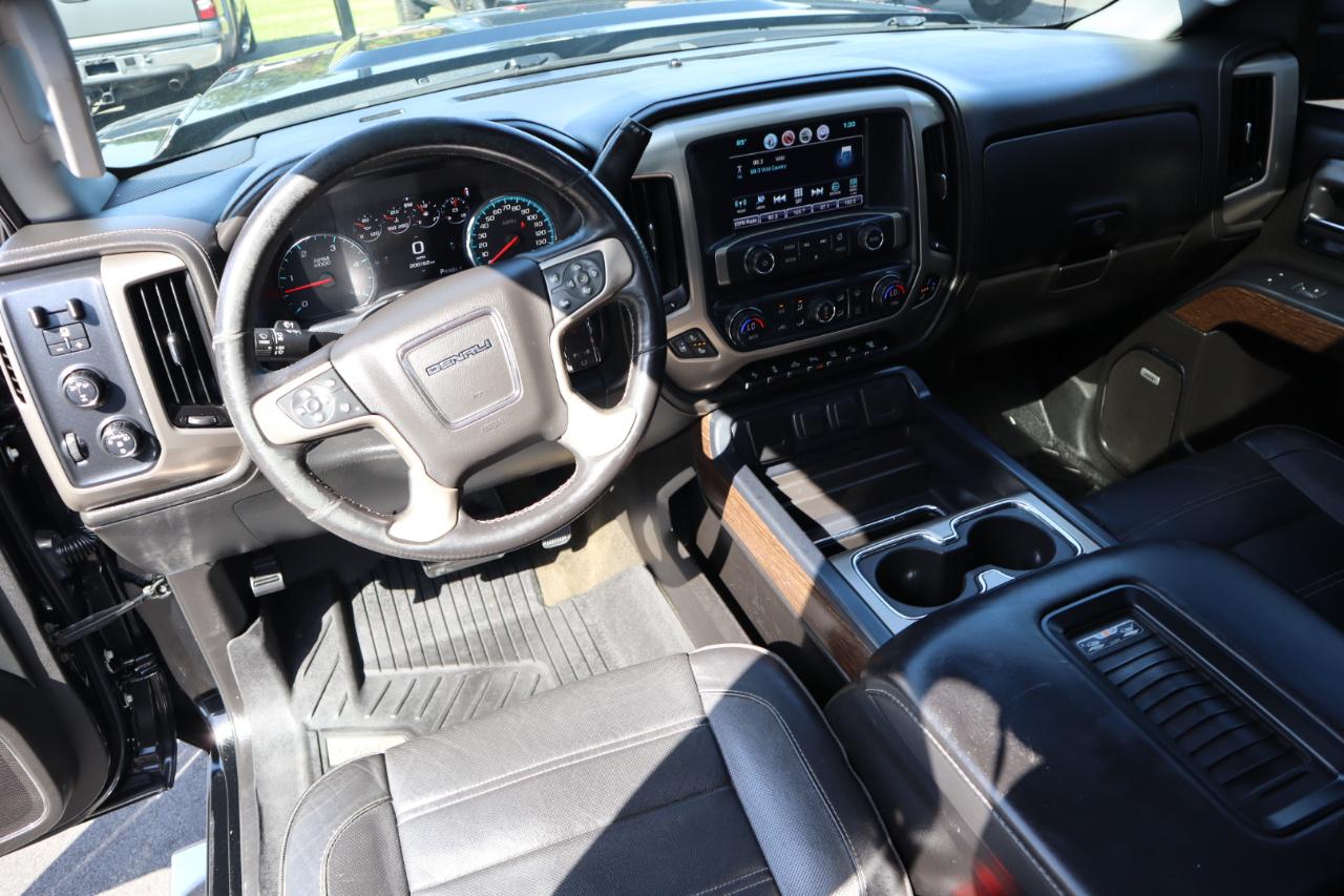 GMC Sierra 2500HD 4WD Crew Cab 153.7" Denali 2017