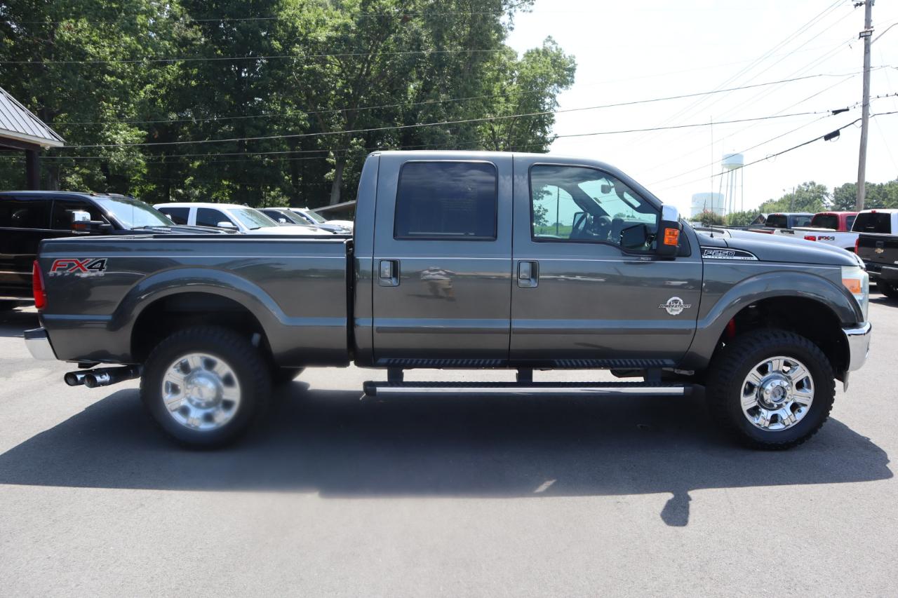 Ford Super Duty F-250 SRW 4WD Crew Cab 156" Lariat 2016