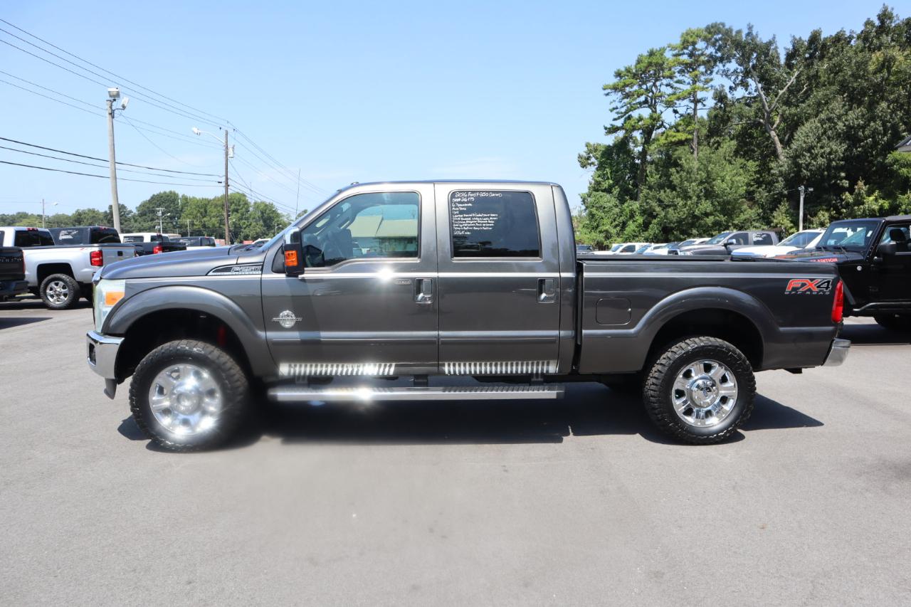 Ford Super Duty F-250 SRW 4WD Crew Cab 156" Lariat 2016
