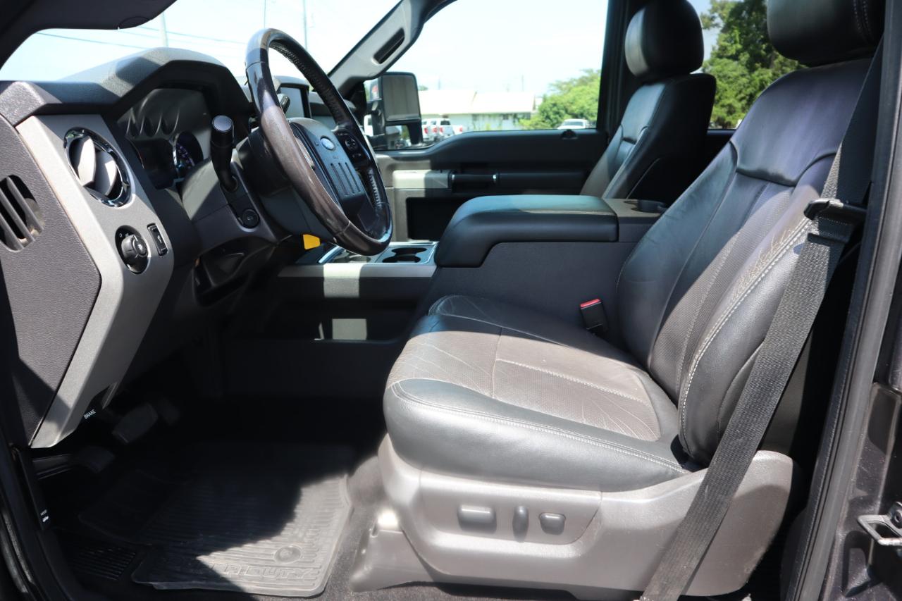 Ford Super Duty F-250 SRW 4WD Crew Cab 156" Lariat 2016