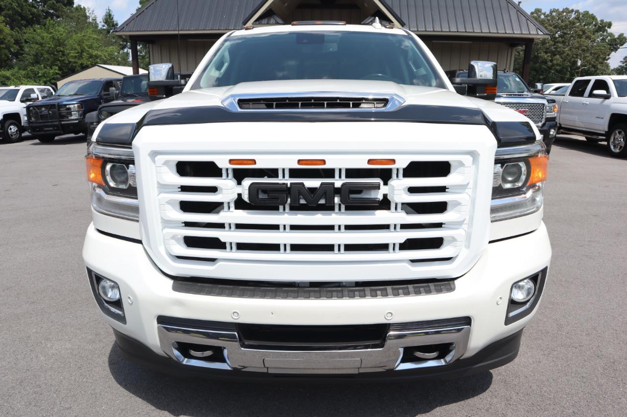 GMC Sierra 3500HD 4WD Crew Cab 167.7" Denali 2018