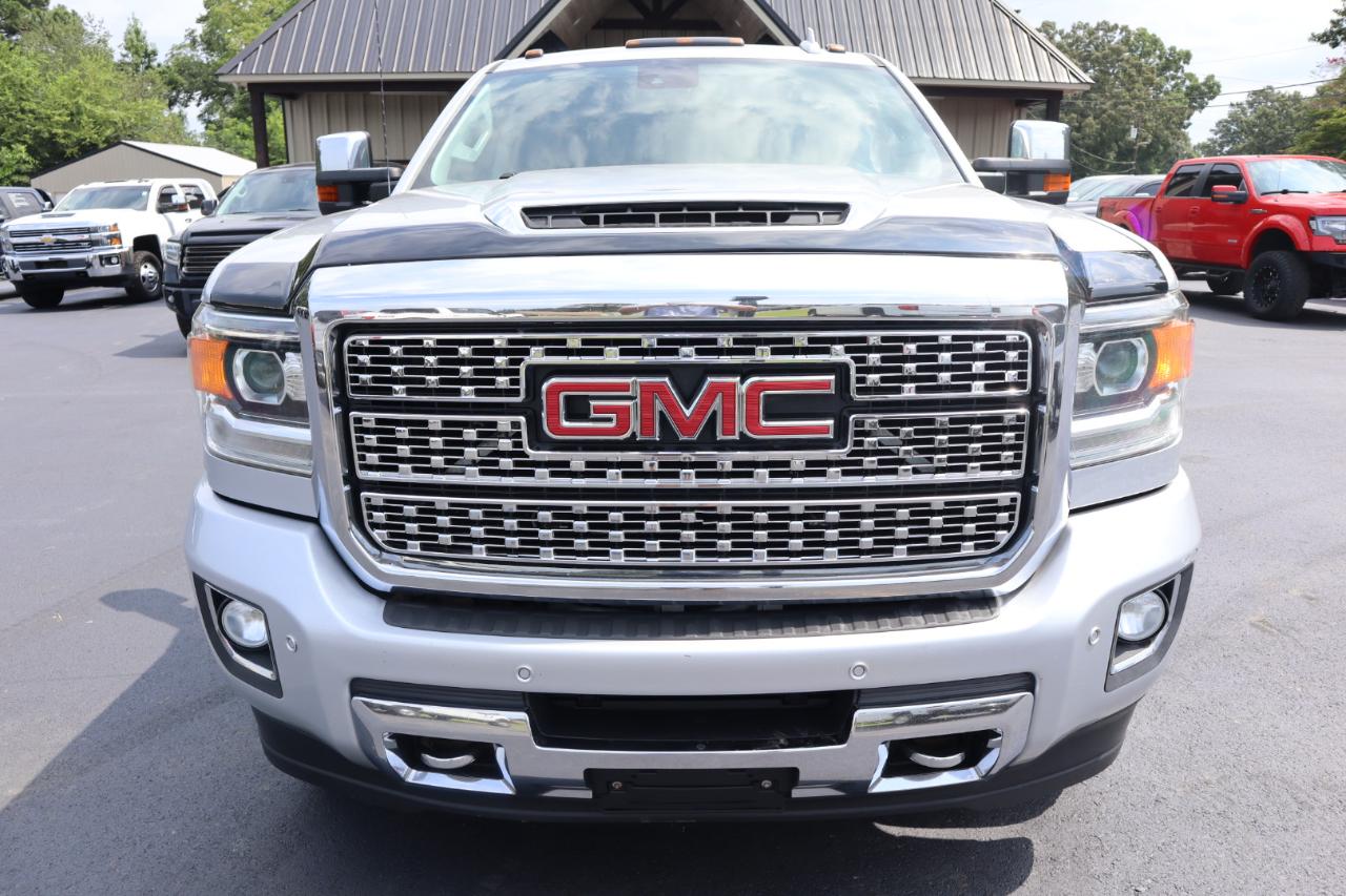 GMC Sierra 2500HD 4WD Crew Cab 153.7" Denali 2018