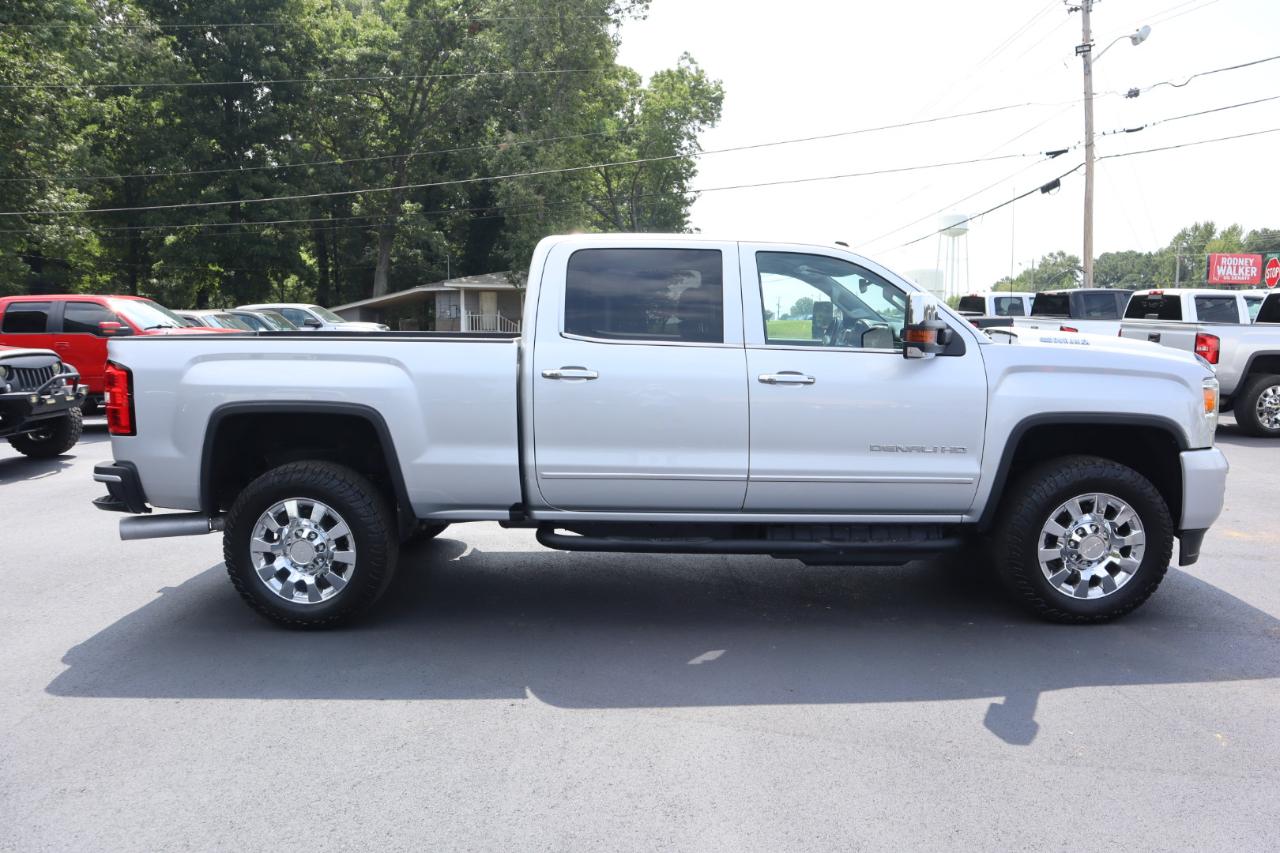 GMC Sierra 2500HD 4WD Crew Cab 153.7" Denali 2018