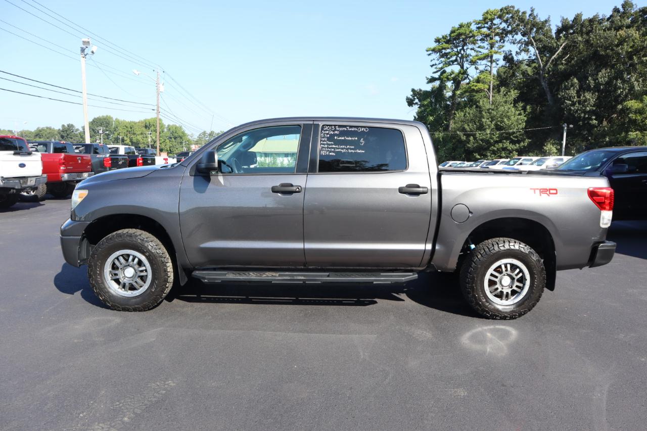 Toyota Tundra 4WD Truck CrewMax 5.7L V8 6-Spd AT (Natl) 2013