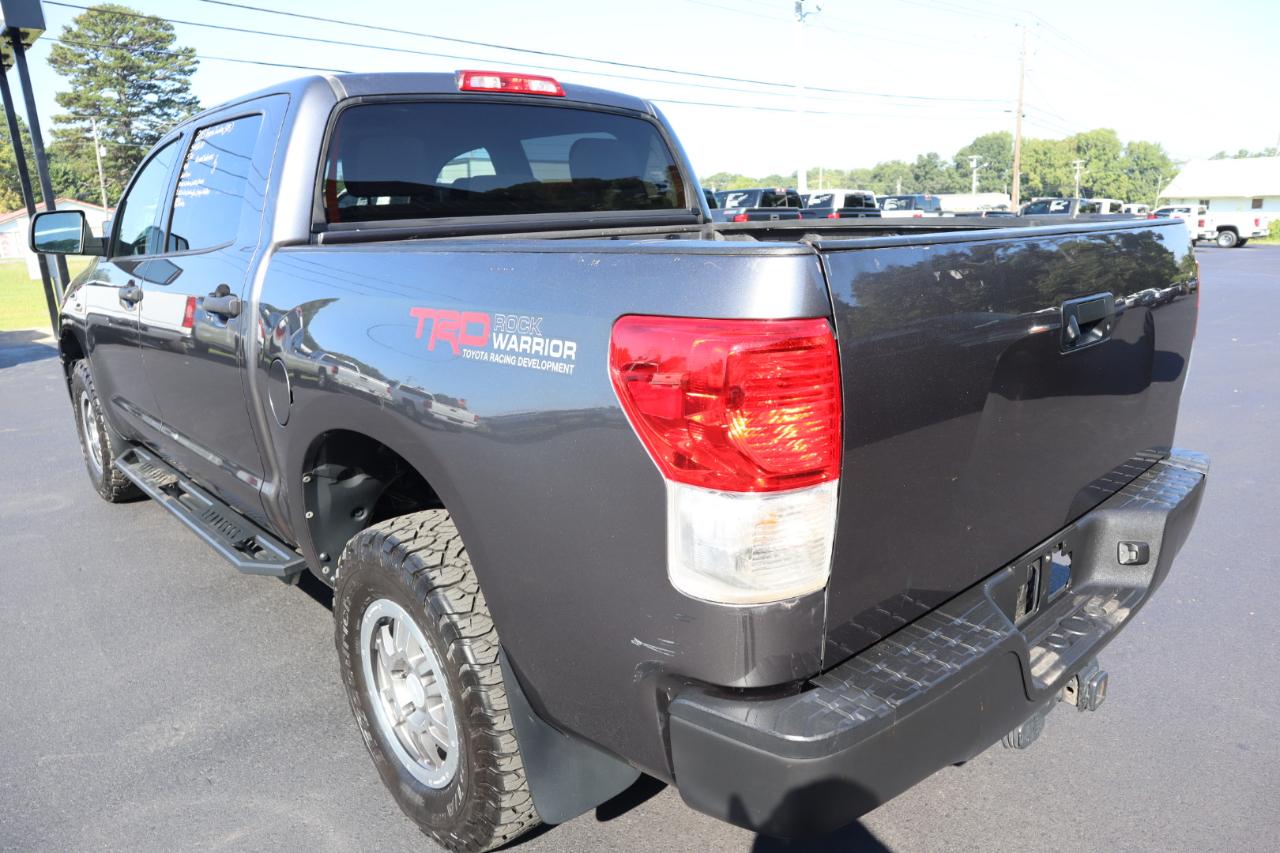 Toyota Tundra 4WD Truck CrewMax 5.7L V8 6-Spd AT (Natl) 2013