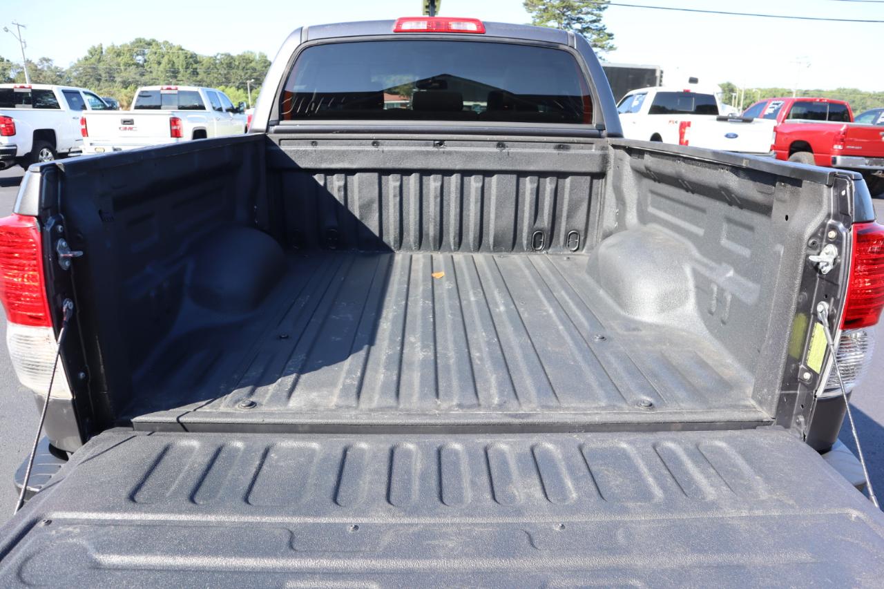 Toyota Tundra 4WD Truck CrewMax 5.7L V8 6-Spd AT (Natl) 2013