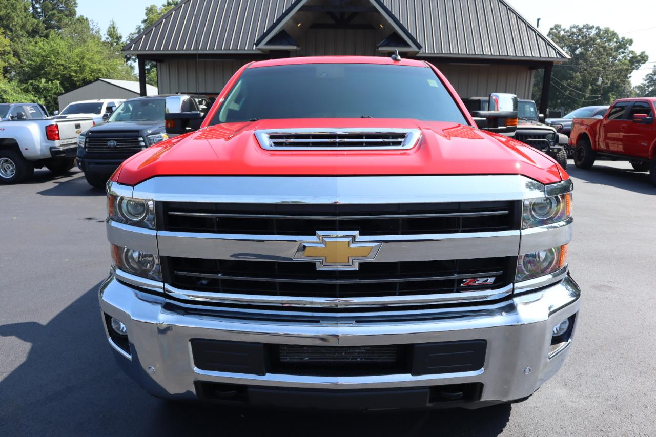 Chevrolet Silverado 2500HD 4WD Crew Cab 153.7" LTZ 2018