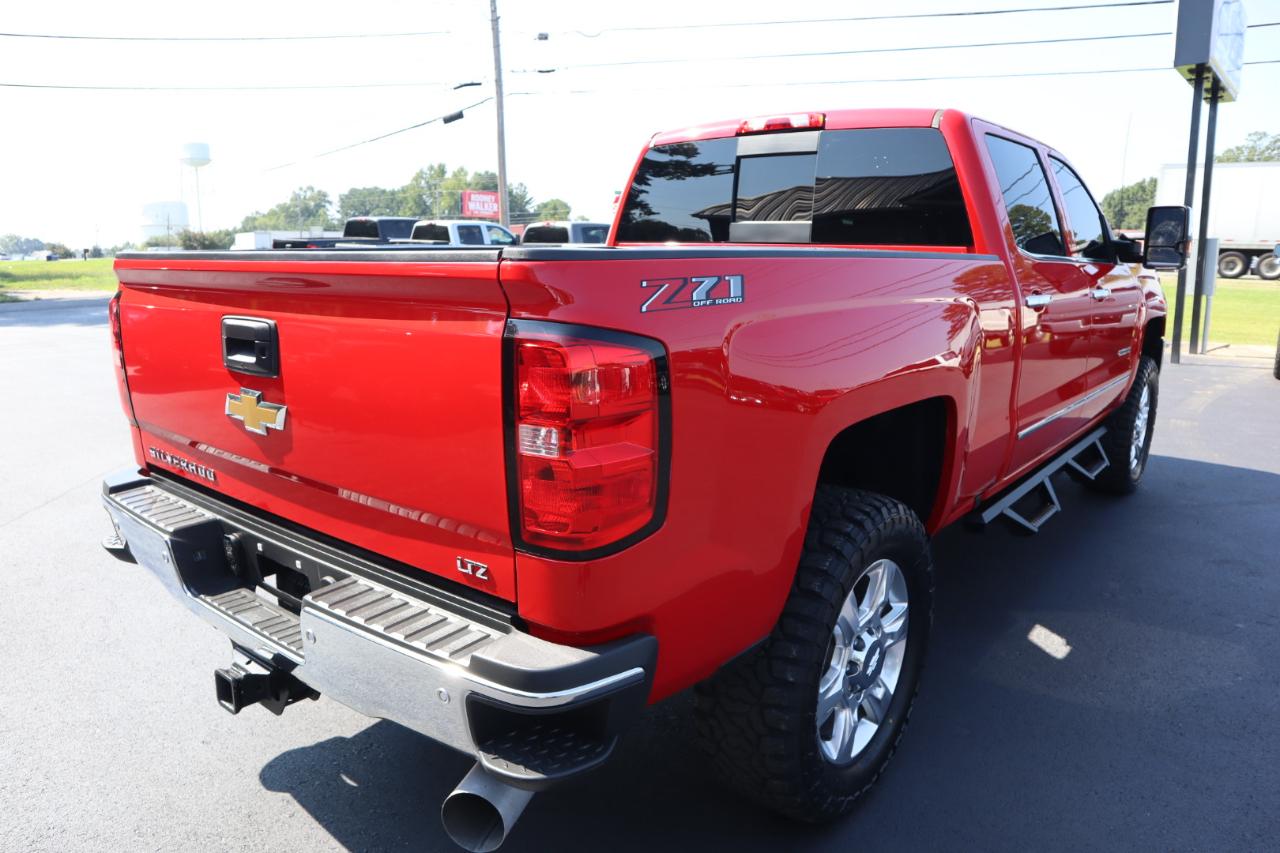 Chevrolet Silverado 2500HD 4WD Crew Cab 153.7" LTZ 2018