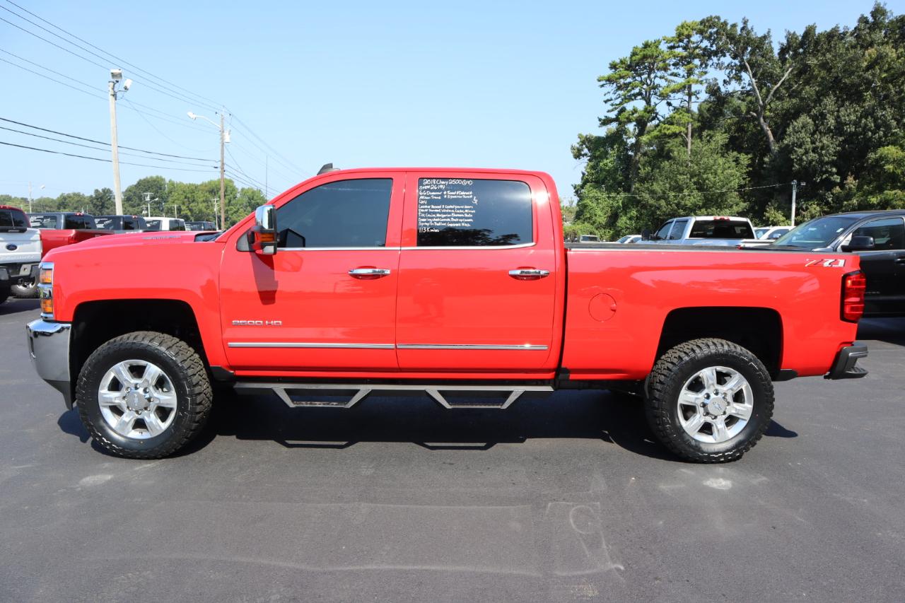 Chevrolet Silverado 2500HD 4WD Crew Cab 153.7" LTZ 2018