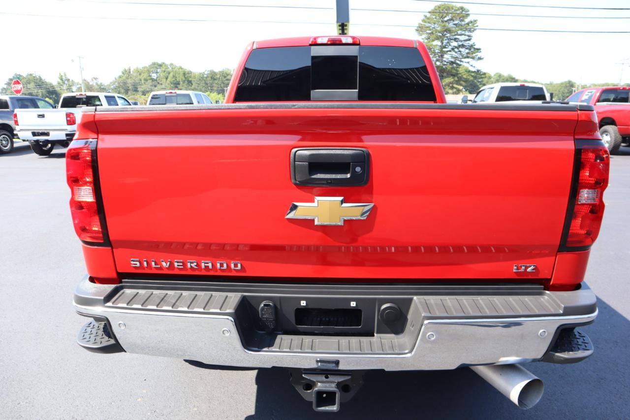 Chevrolet Silverado 2500HD 4WD Crew Cab 153.7" LTZ 2018