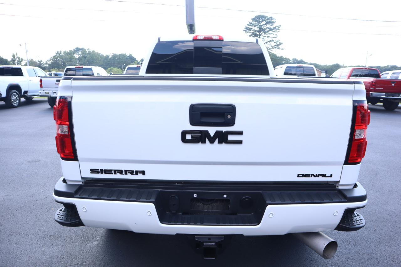 GMC Sierra 2500HD 4WD Crew Cab 153.7" Denali 2017