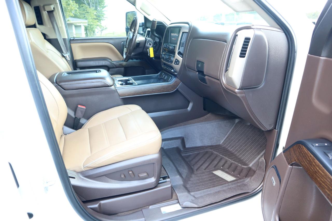 GMC Sierra 2500HD 4WD Crew Cab 153.7" Denali 2017