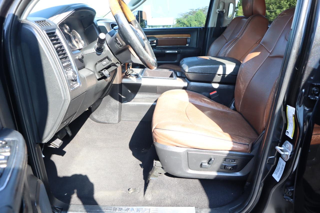RAM 2500 4WD Mega Cab 160.5" Longhorn 2015