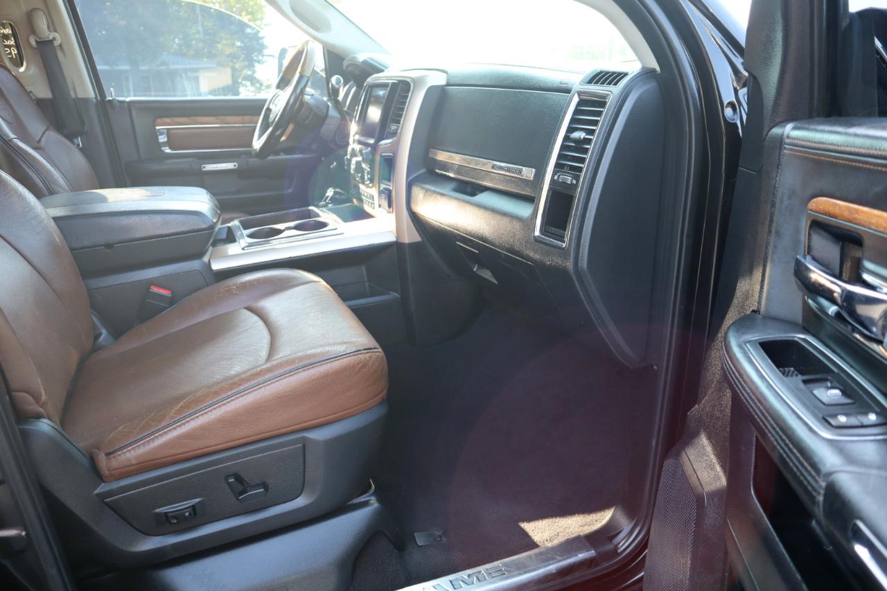 RAM 2500 4WD Mega Cab 160.5" Longhorn 2015