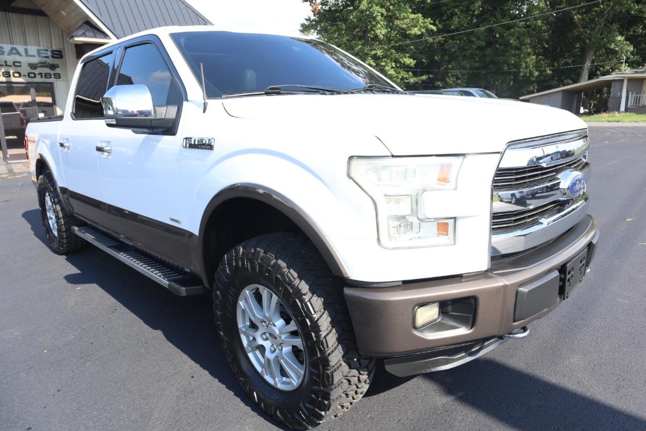 Ford F-150 4WD SuperCrew 145" Lariat 2015